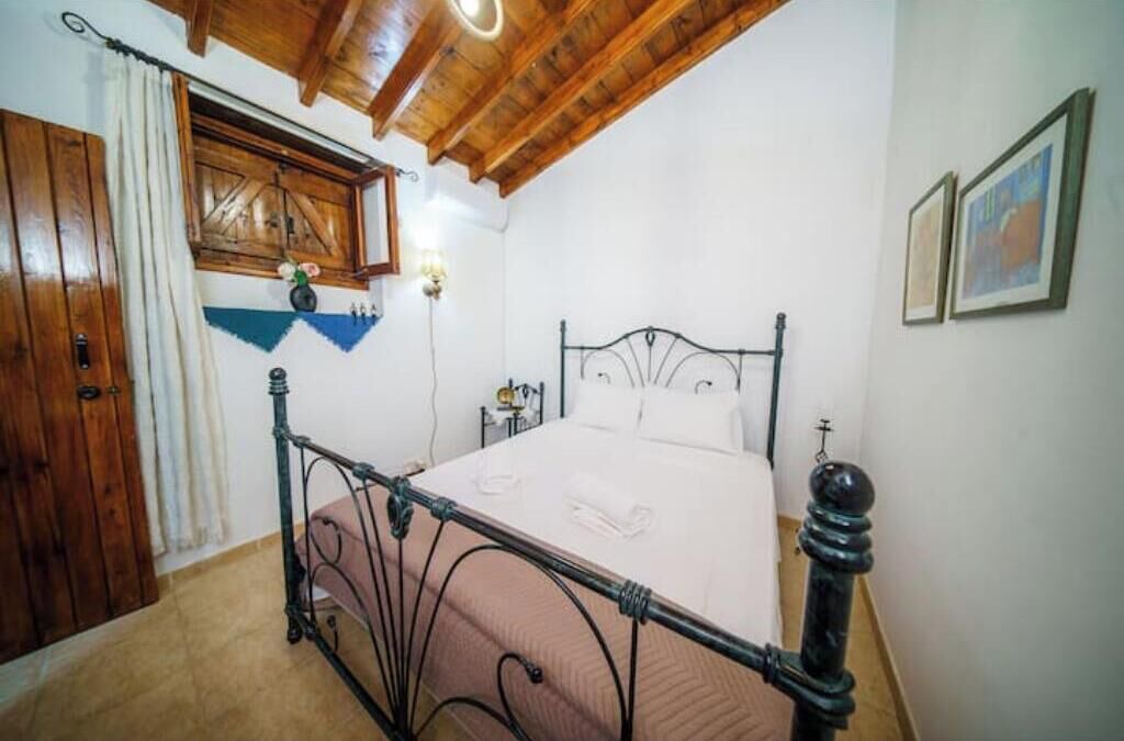 Photo of Bedroom in Lofou