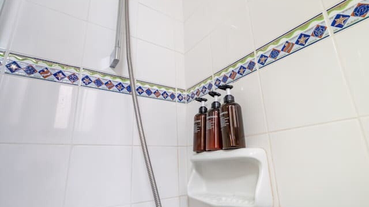 Photo of Bathroom in Neapolis