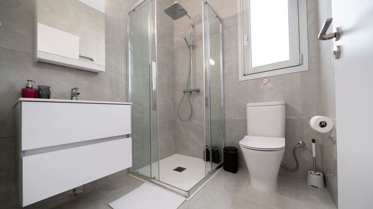 Photo of Bathroom in Aglantzia