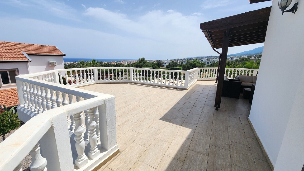 Photo of Patio Balcony in Esentepe