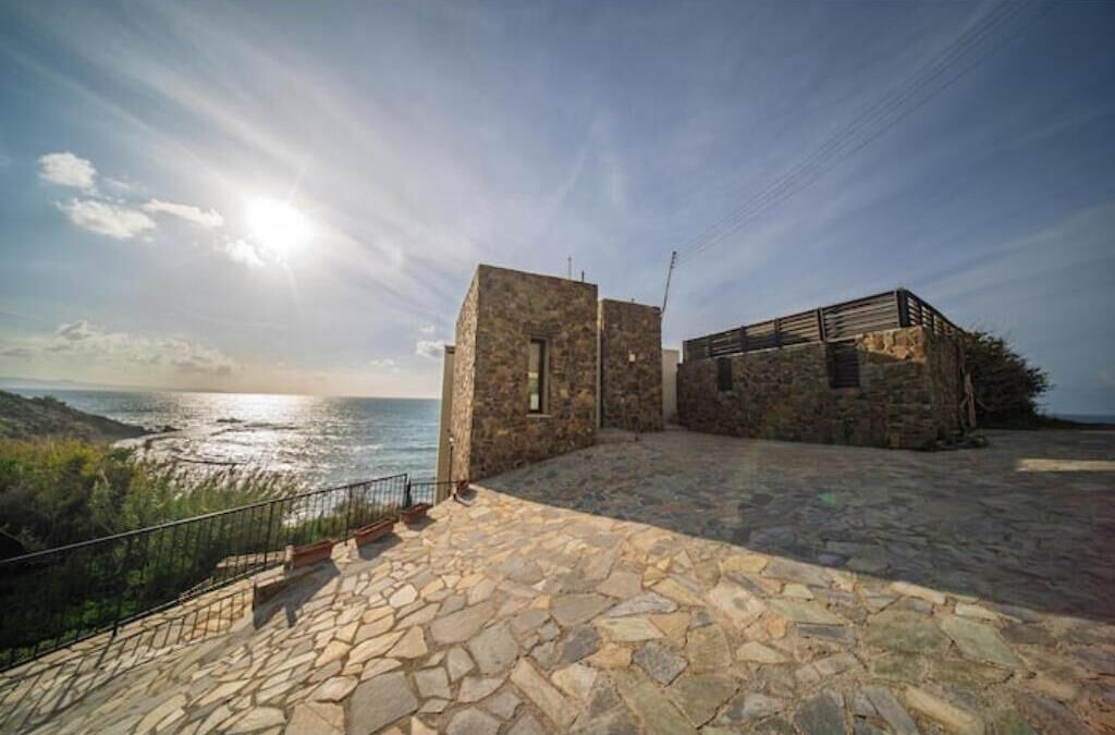 Photo of Outdoor in Pomos