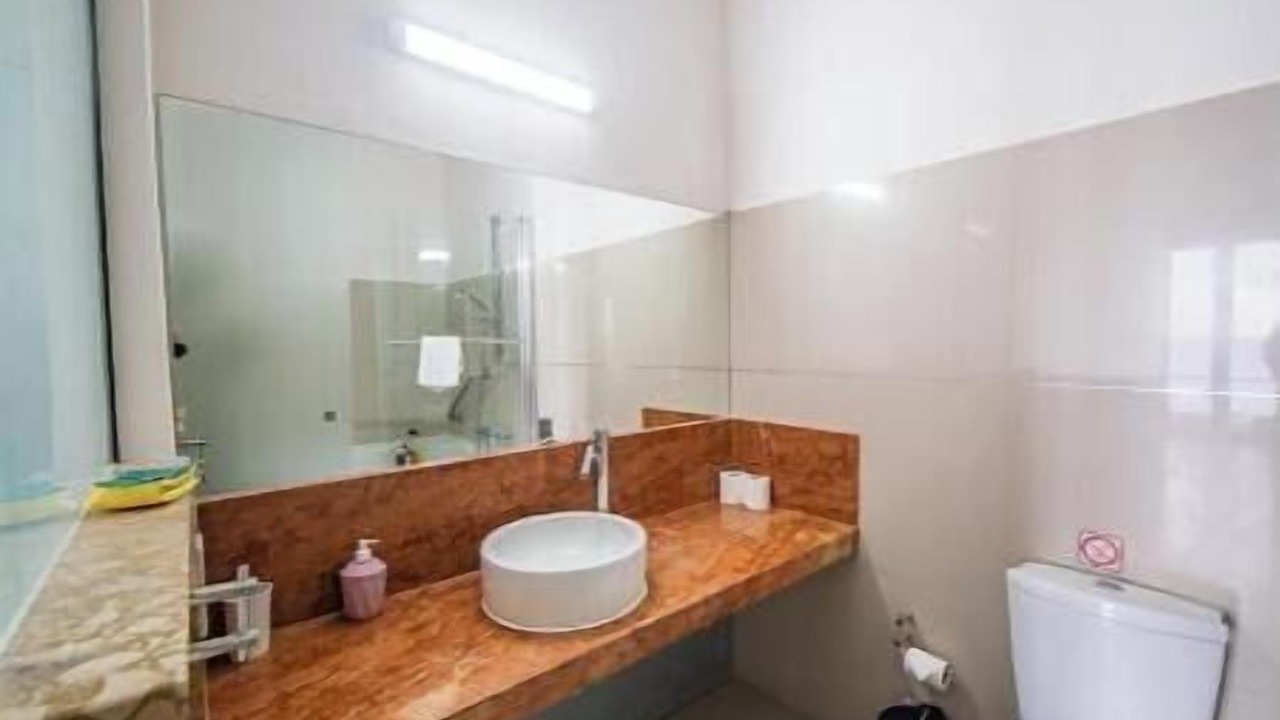 Photo of Bathroom in Pomos