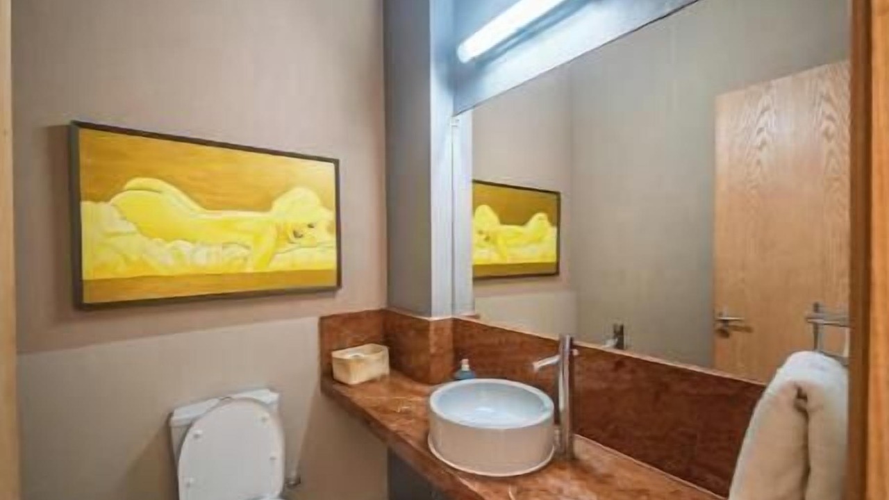 Photo of Bathroom in Pomos