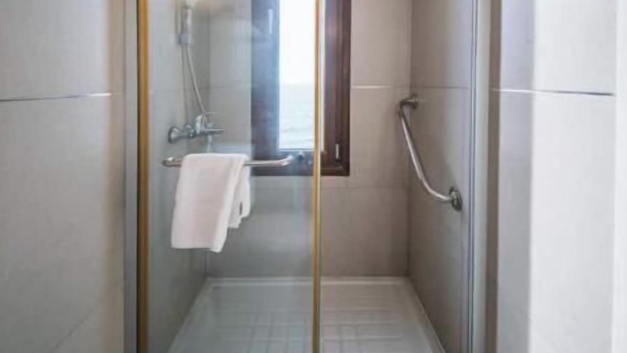 Photo of Bathroom in Pomos