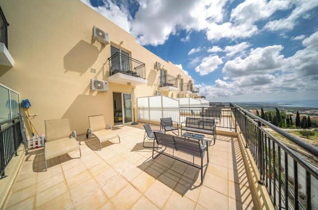 Photo of Patio Balcony in Peyia Town
