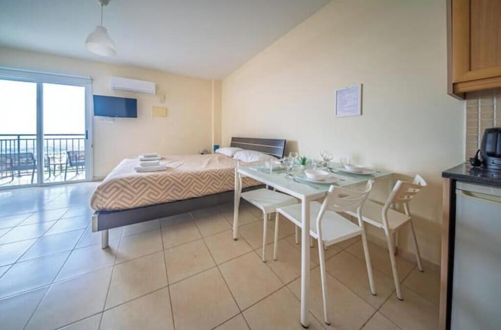 Photo of Bedroom in Peyia Town