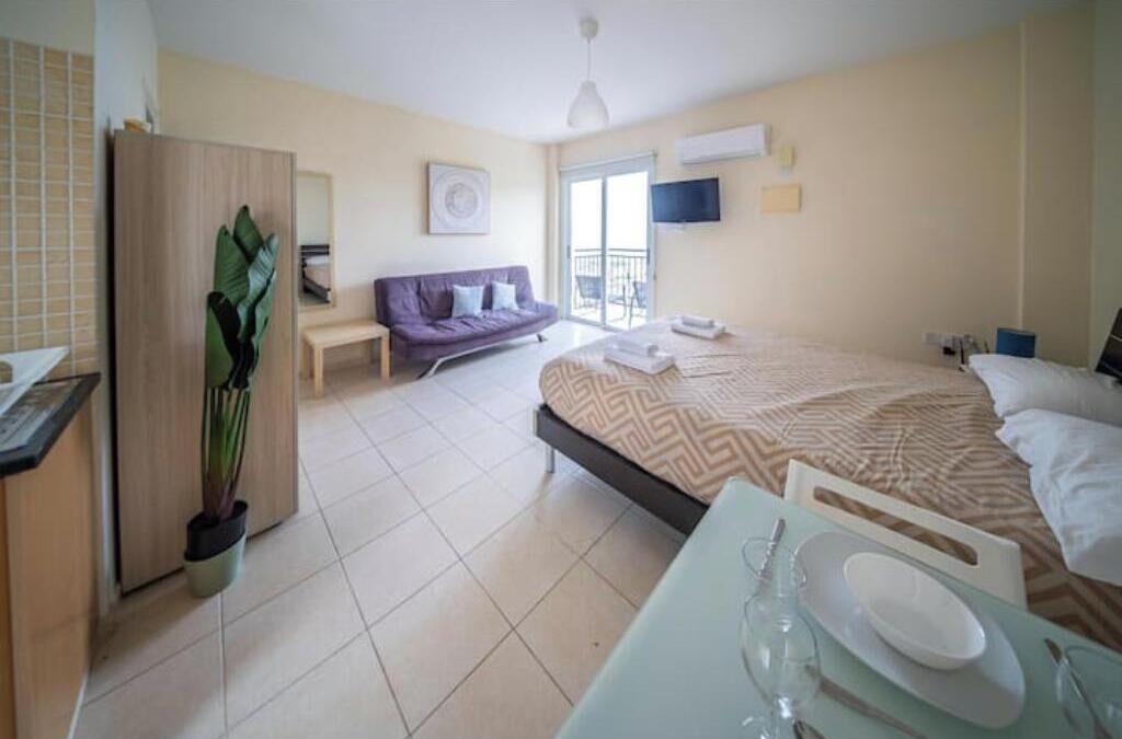 Photo of Bedroom in Peyia Town