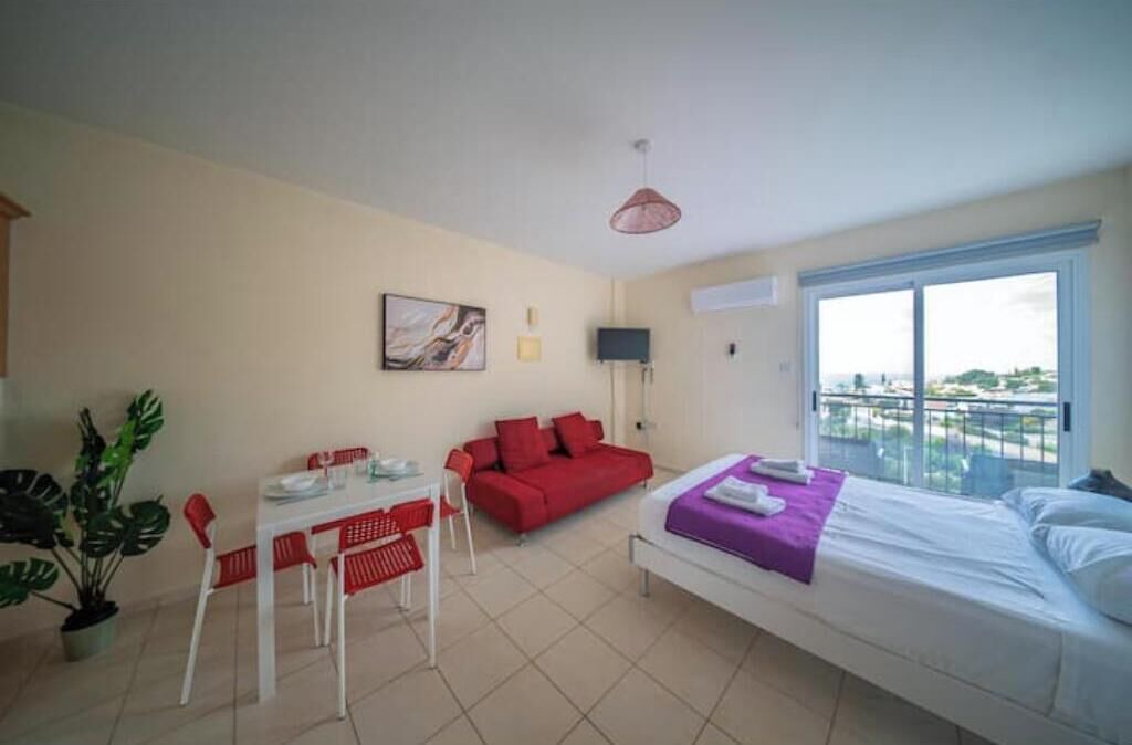 Photo of Bedroom in Peyia Town