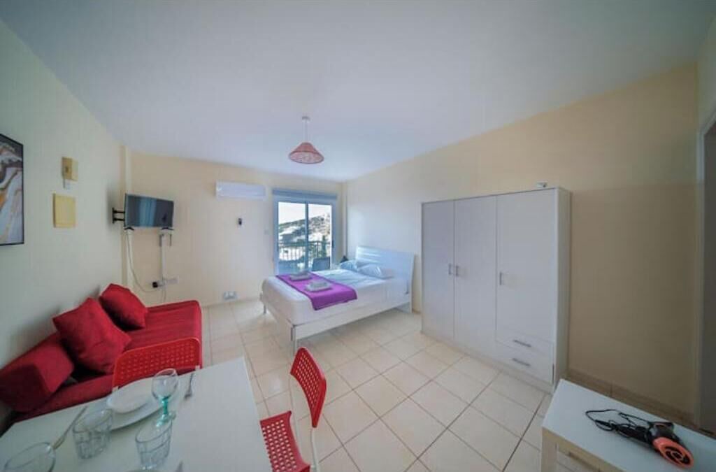 Photo of Bedroom in Peyia Town