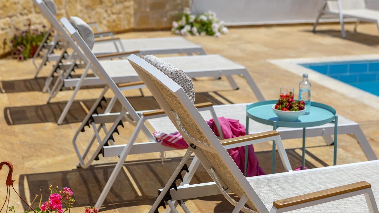 Photo of Outdoor in Pomos