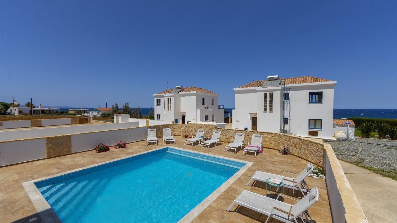 Photo of Outdoor in Pomos