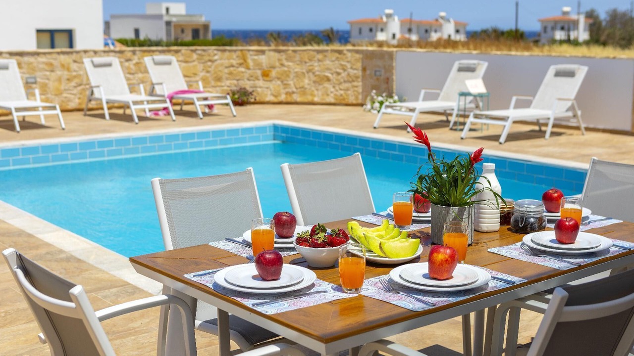 Photo of Outdoor in Pomos