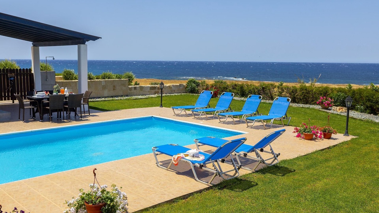 Photo of Outdoor in Pomos