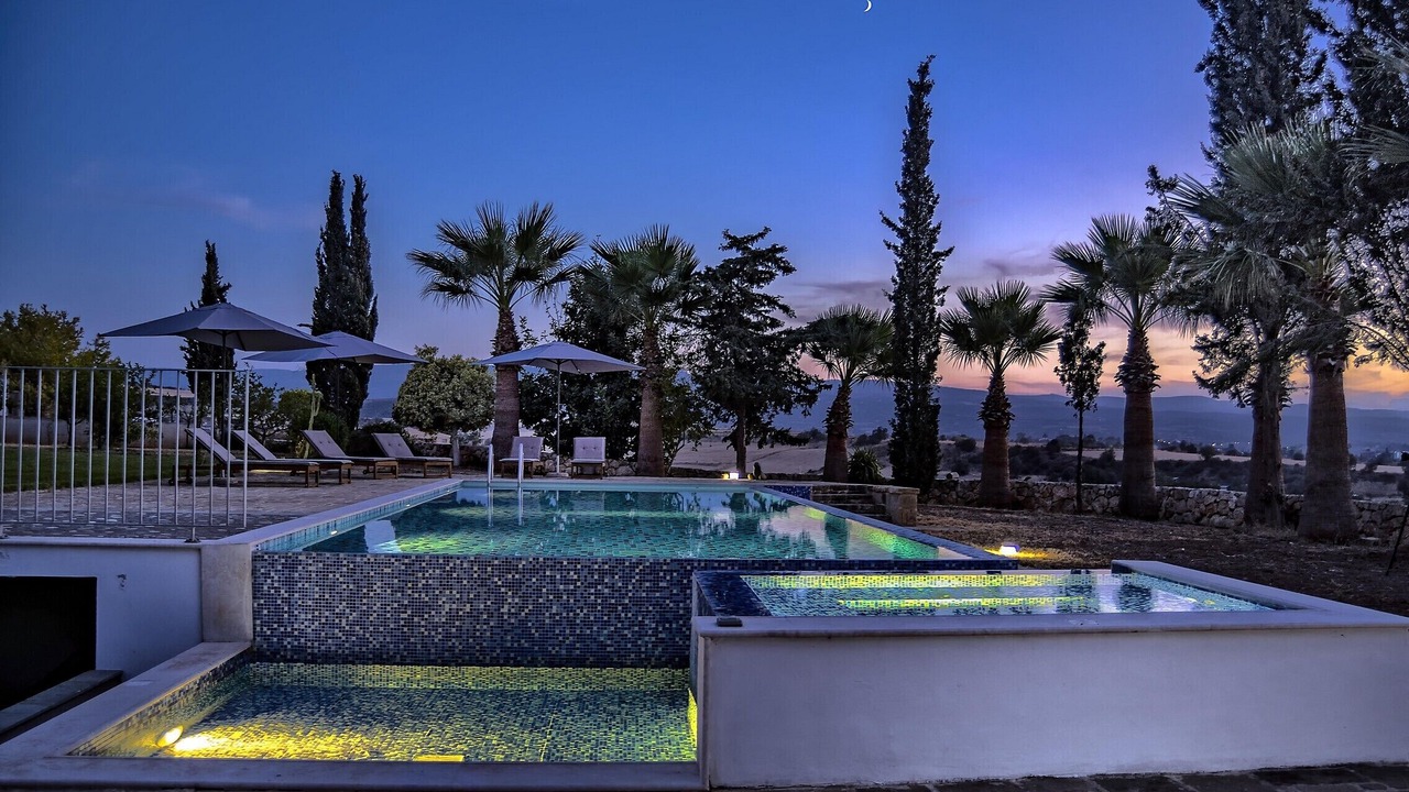 Photo of Outdoor in Polis