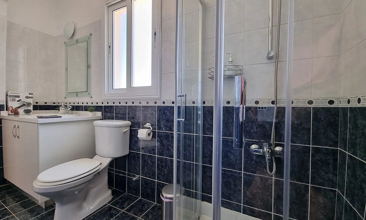 Photo of Bathroom in Latchi