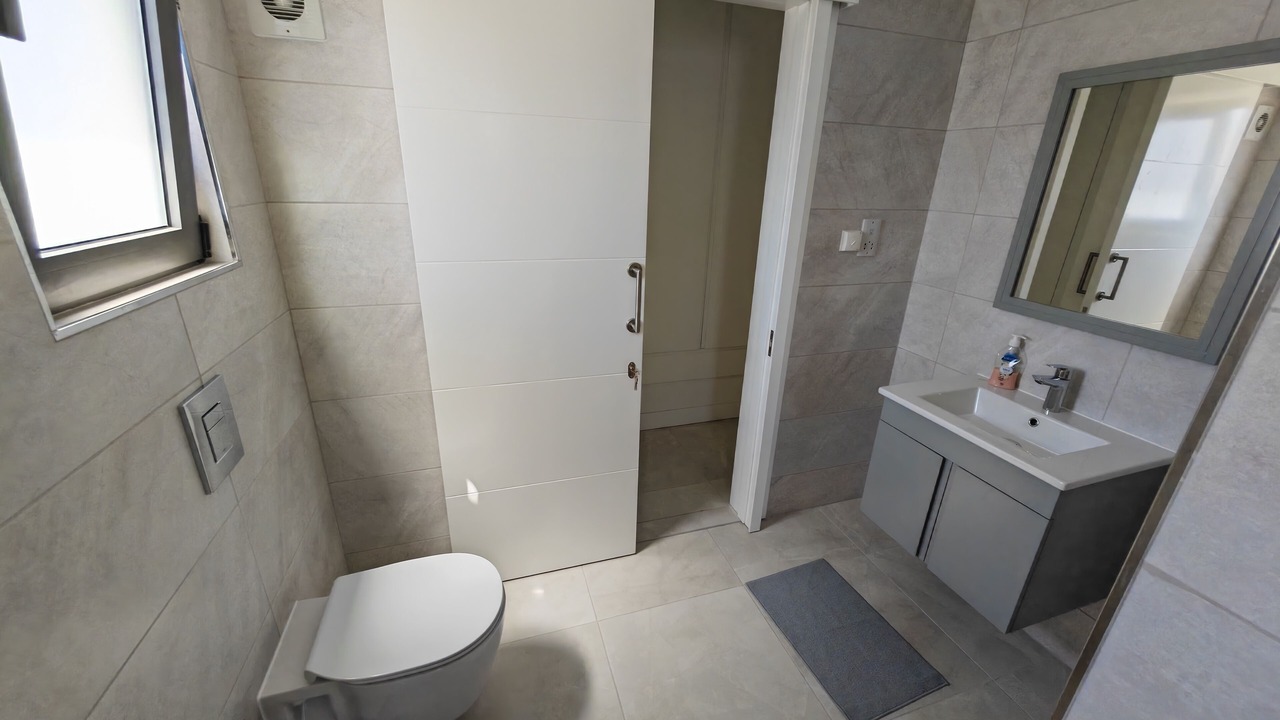 Photo of Bathroom in Karaagaรง