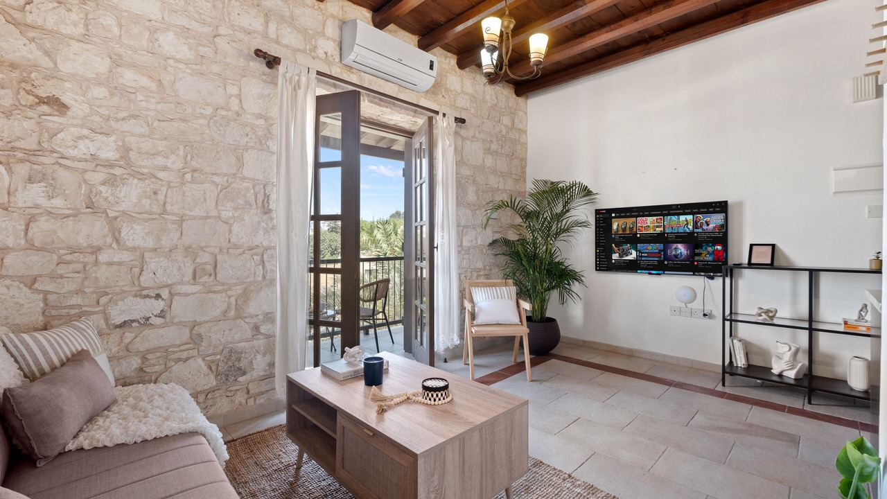 Photo of Livingroom in Ineia