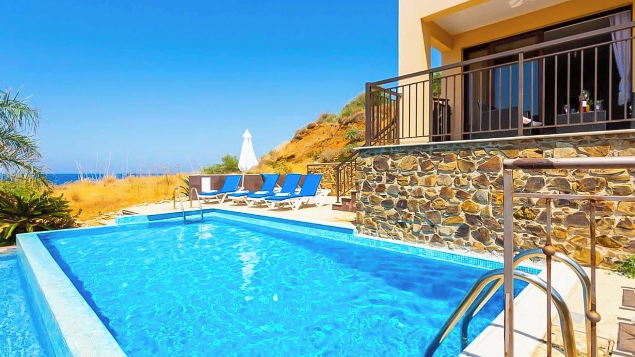 Photo of Outdoor in Pomos