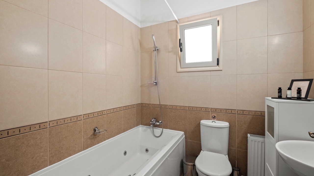 Photo of Bathroom in Lasa