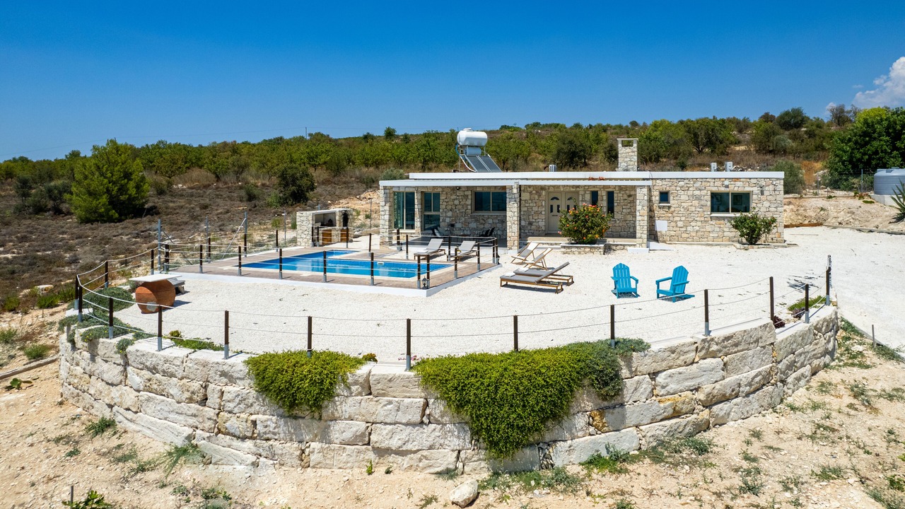 Photo of Outdoor in Lasa