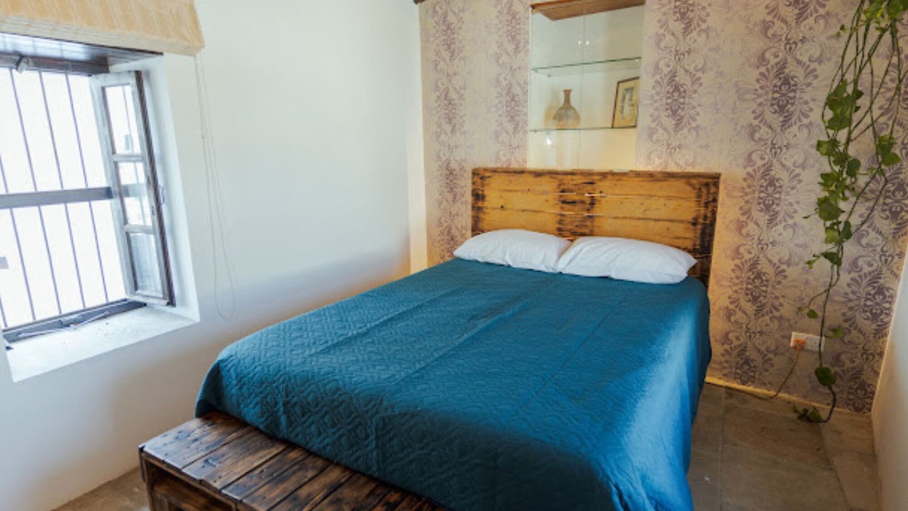 Photo of Bedroom in Politiko