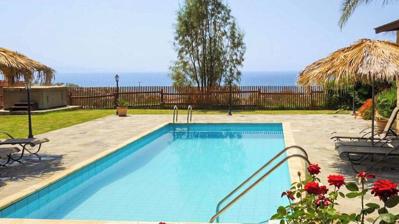 Photo of Outdoor in Pomos