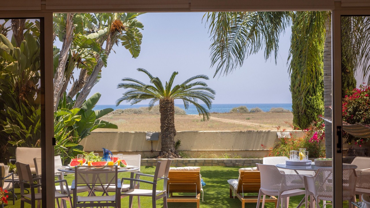 Photo of Outdoor in Pervolia