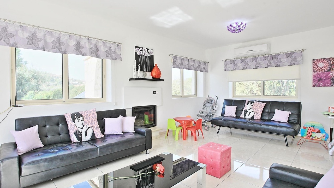 Photo of Livingroom in Goudi