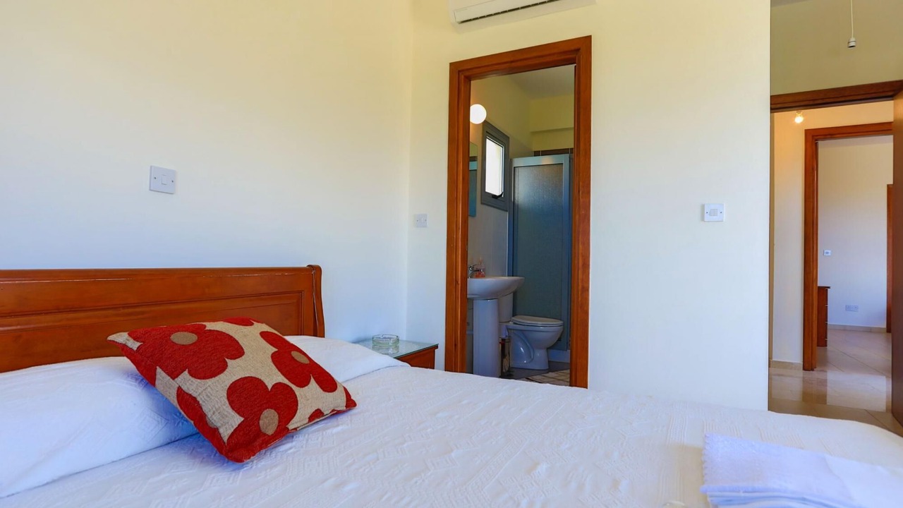 Photo of Bedroom in Lara