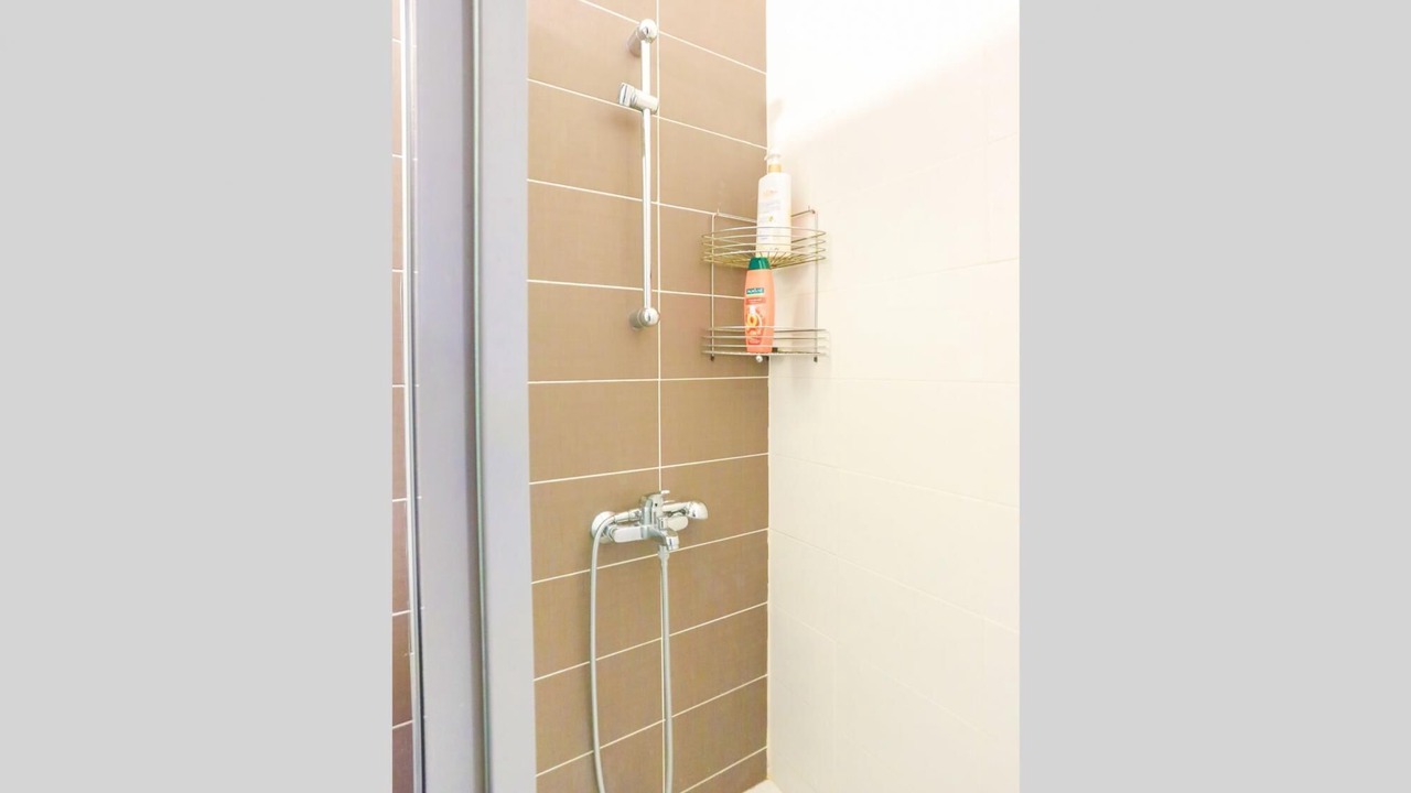 Photo of Bathroom in Lara