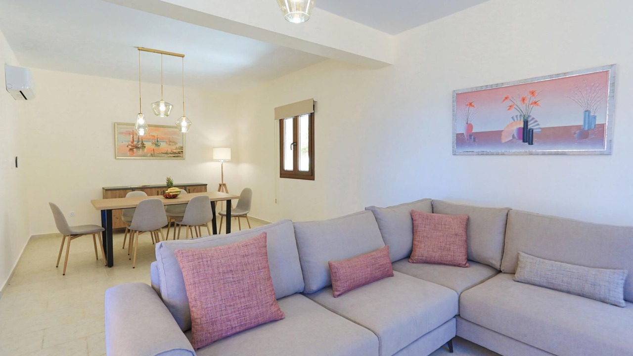 Photo of Livingroom in Meladeia