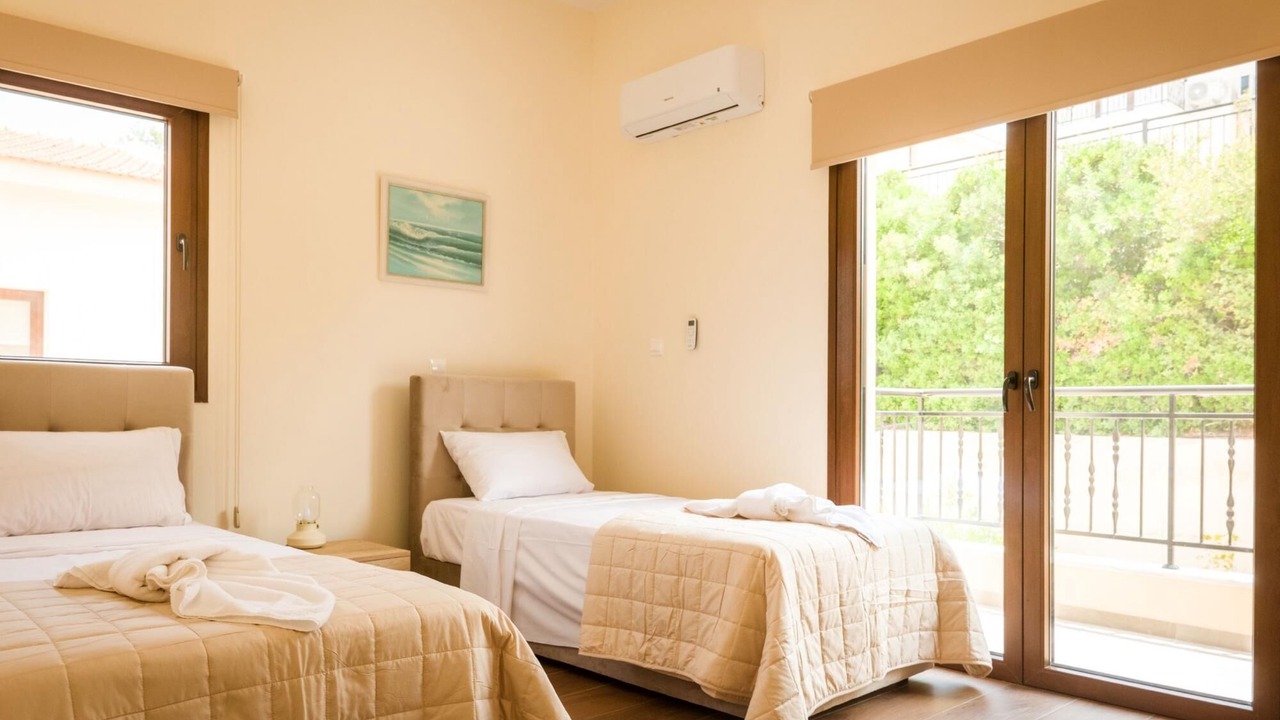 Photo of Bedroom in Meladeia