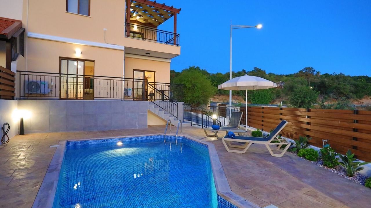 Photo of Outdoor in Meladeia