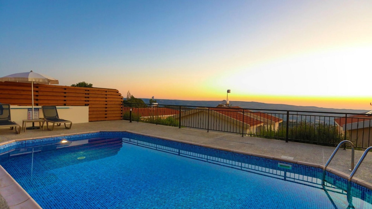 Photo of Outdoor in Meladeia