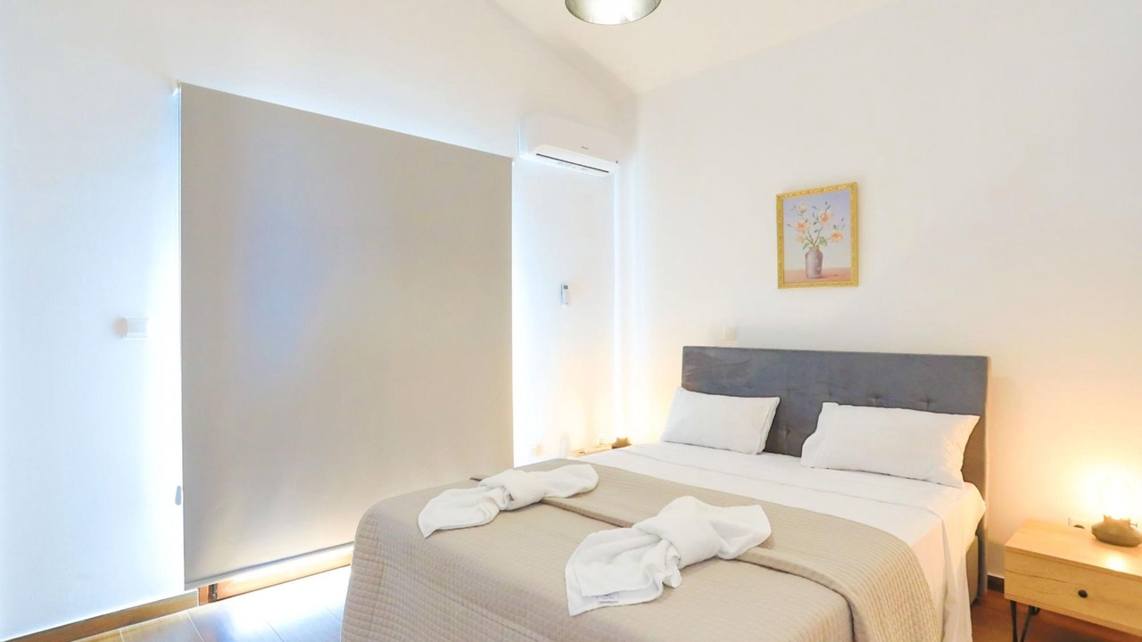 Photo of Bedroom in Meladeia