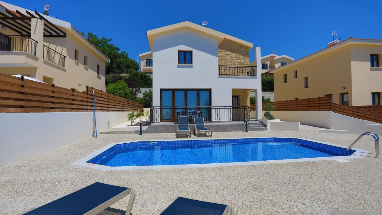 Photo of Outdoor in Meladeia