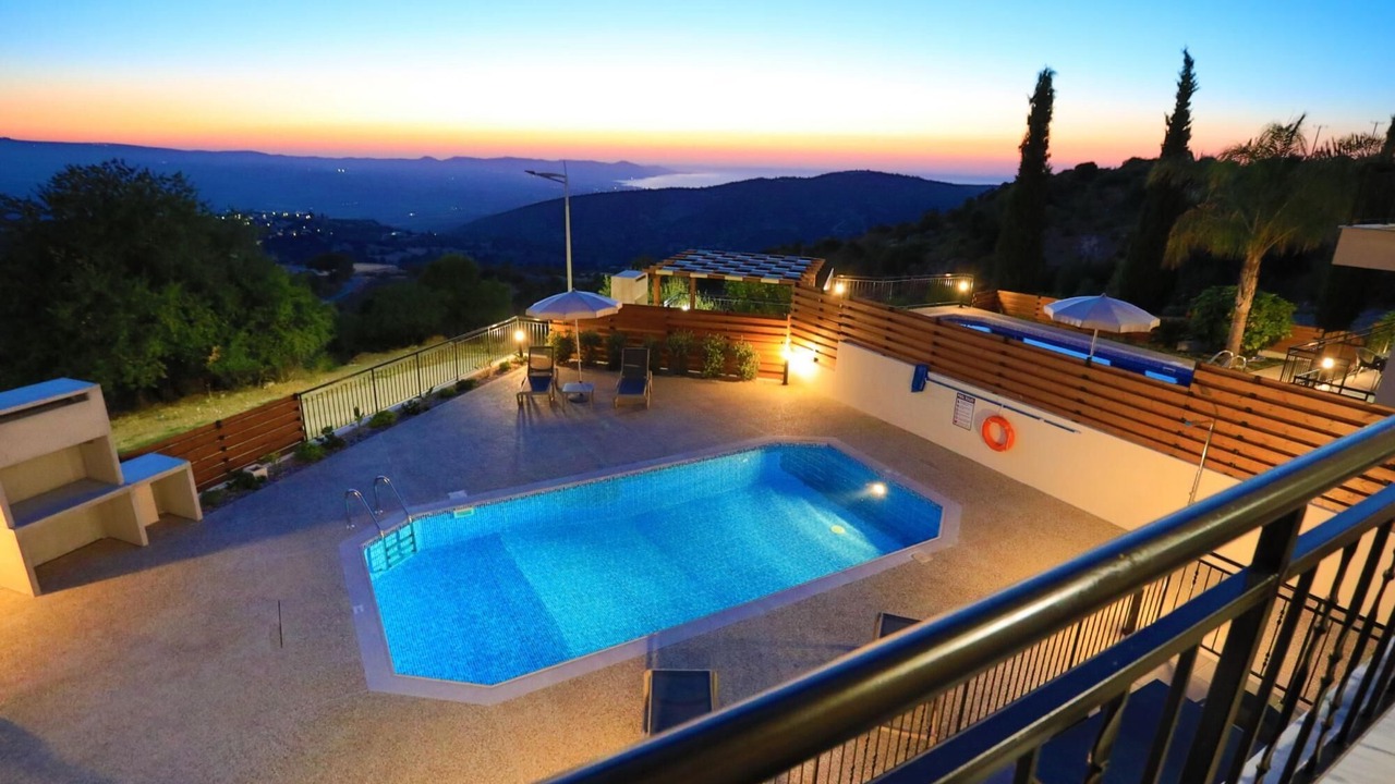 Photo of Outdoor in Meladeia