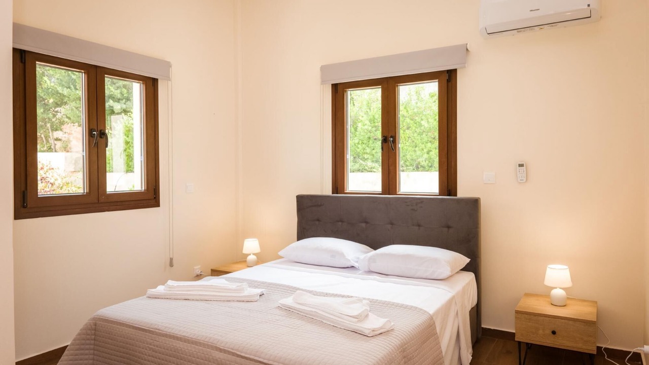 Photo of Bedroom in Meladeia