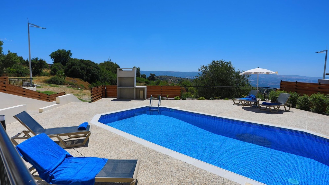 Photo of Outdoor in Meladeia