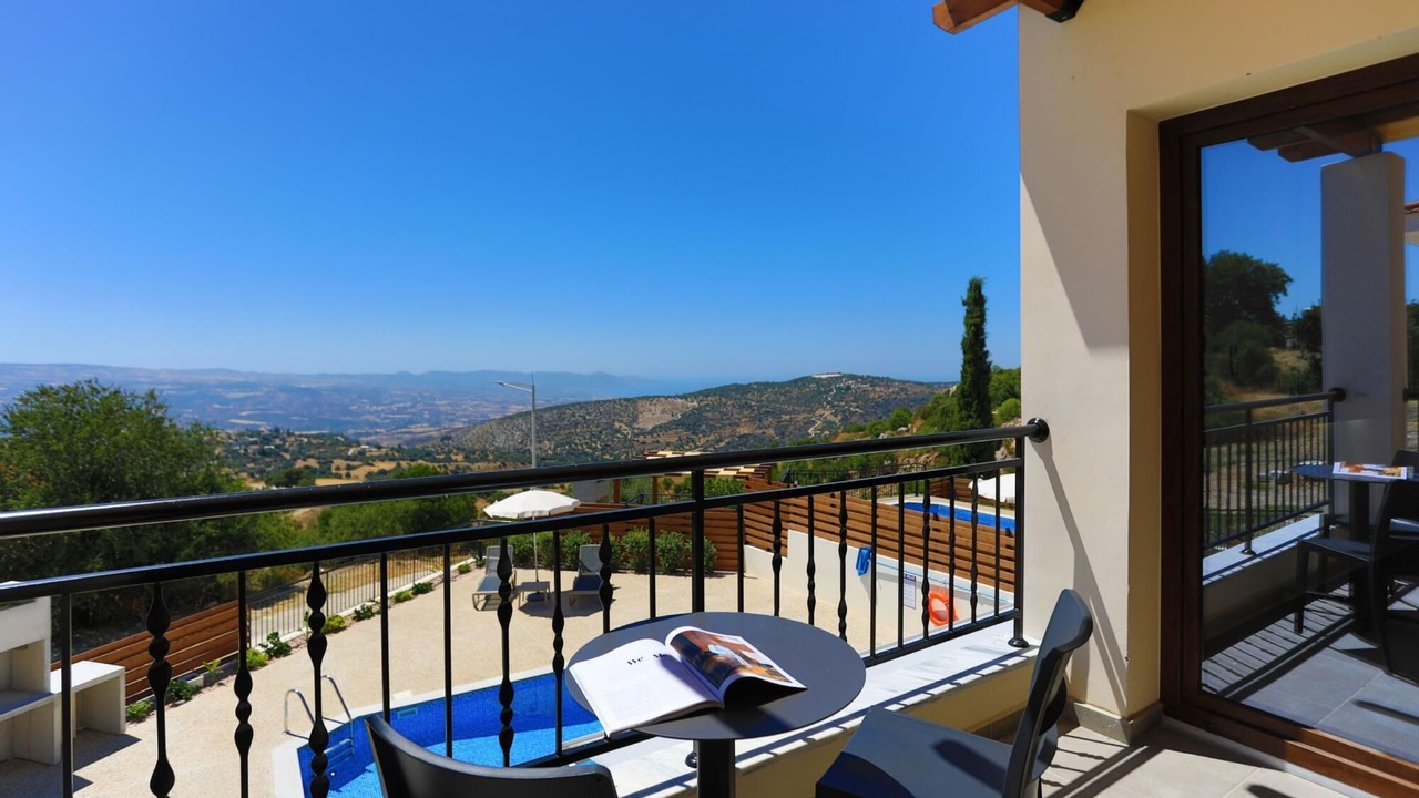Photo of Outdoor in Meladeia