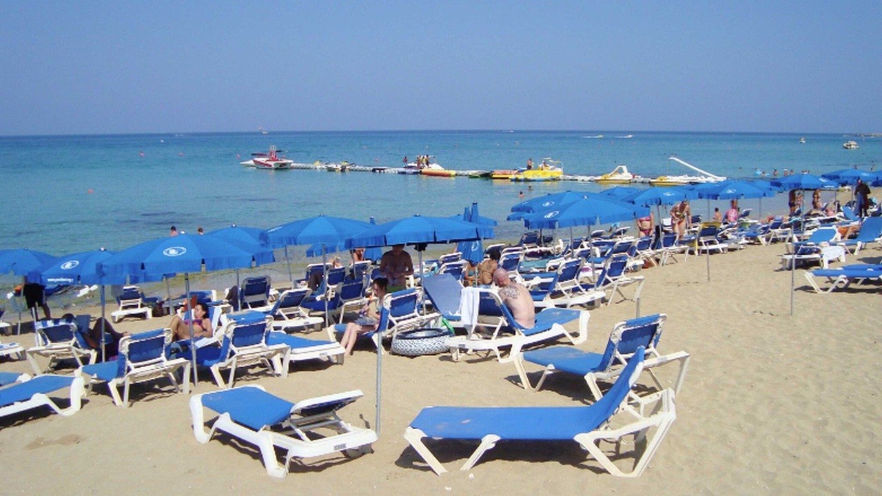 Photo of Others in Pernera