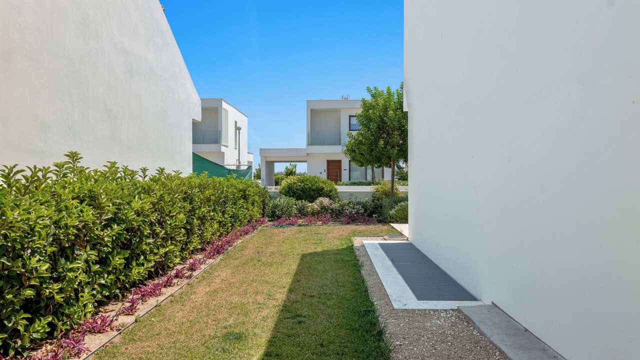 Photo of Outdoor in Softades