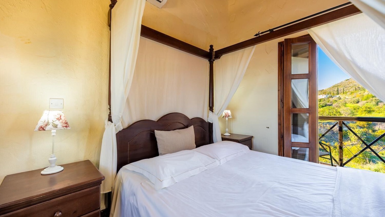 Photo of Bathroom in Peristerona