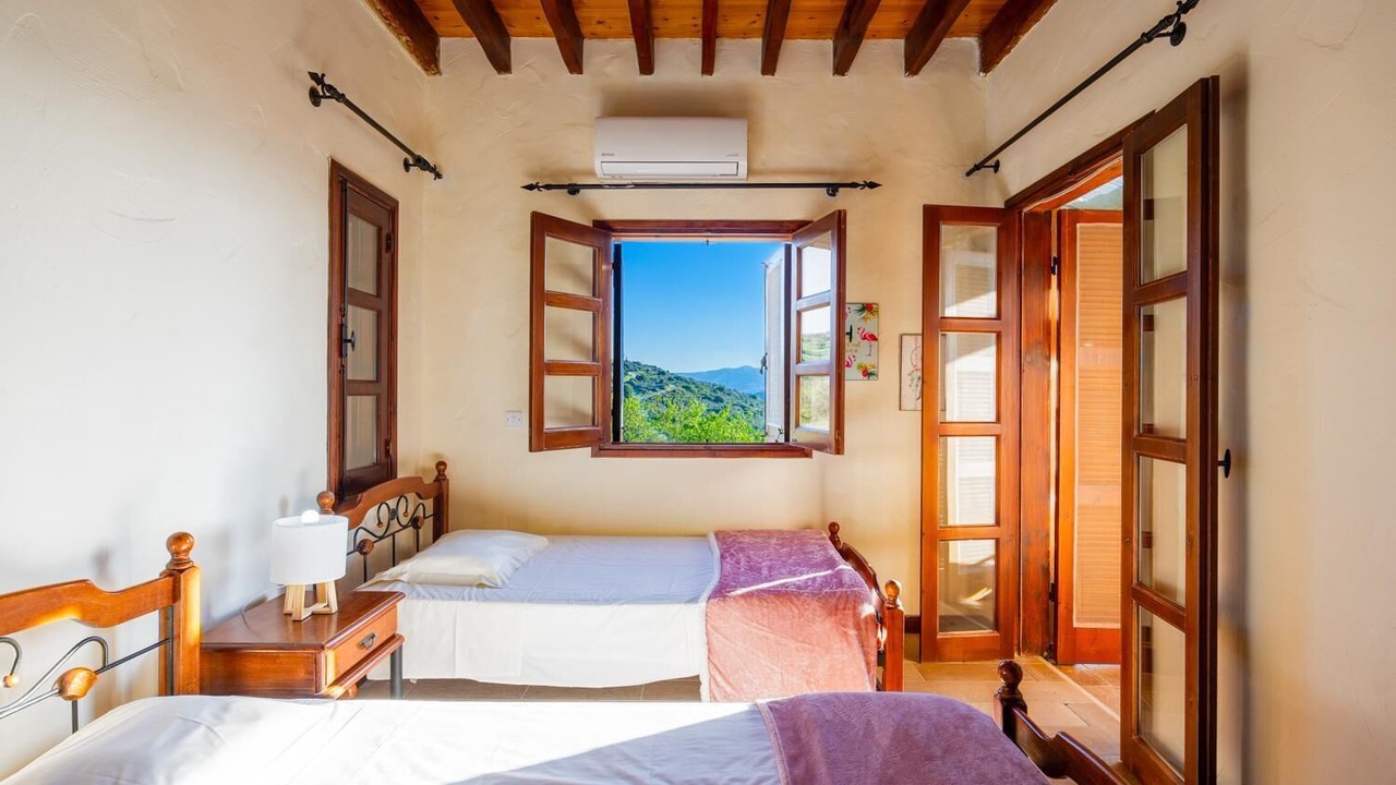 Photo of Bedroom in Peristerona