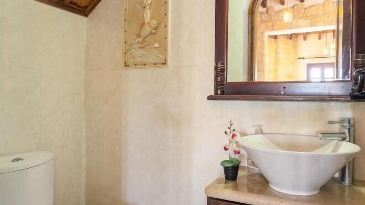 Photo of Bathroom in Peristerona