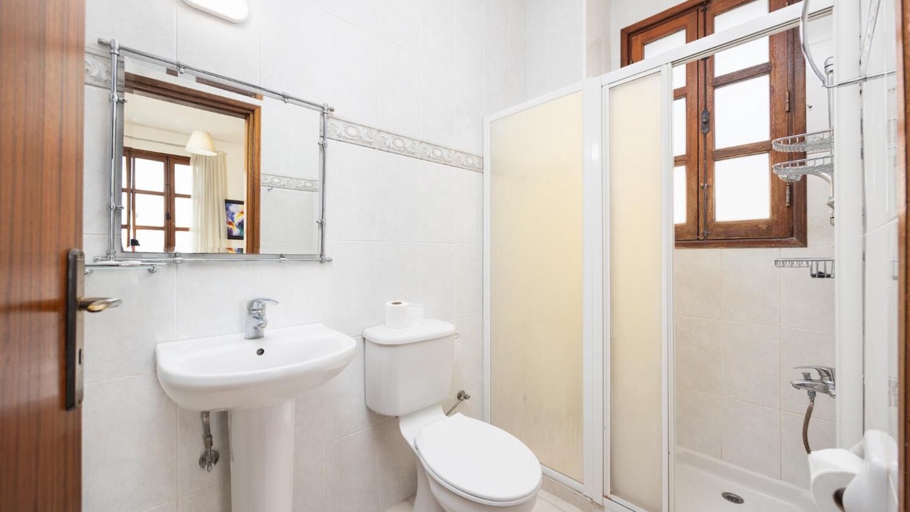 Photo of Bathroom in Peristerona