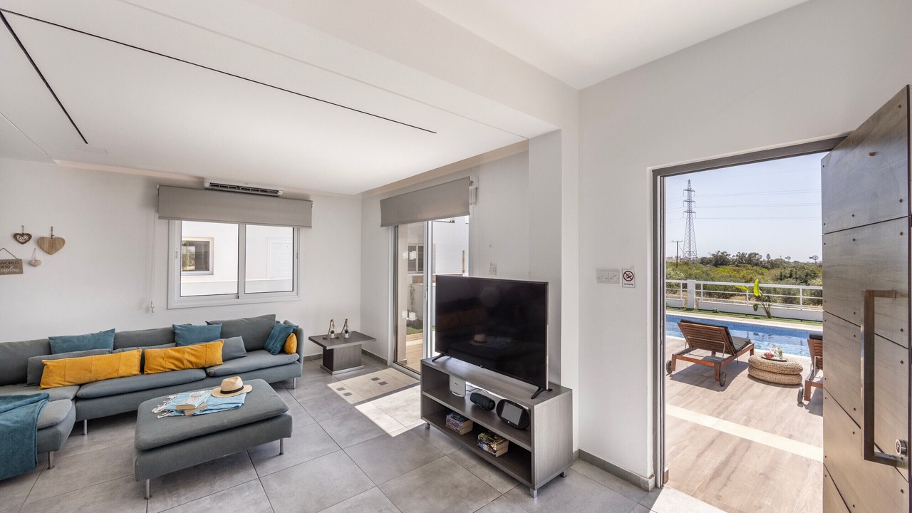 Photo of Livingroom in Ayia Napa