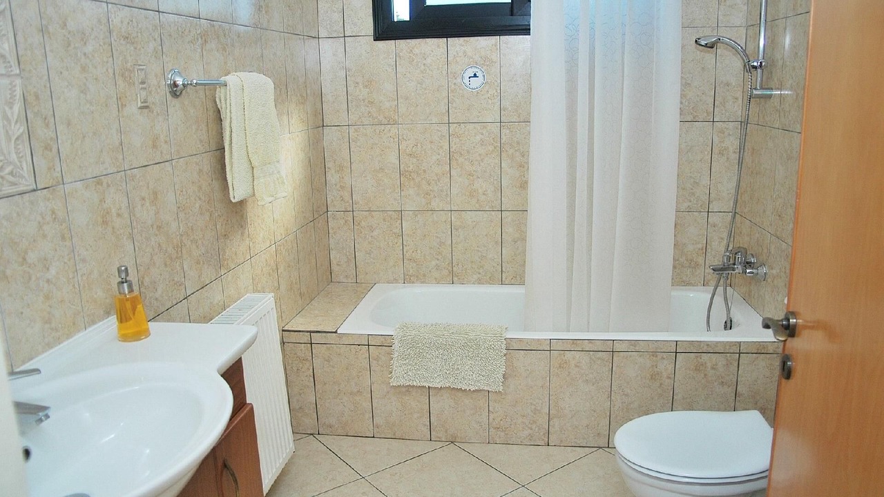 Photo of Bathroom in Kissonerga