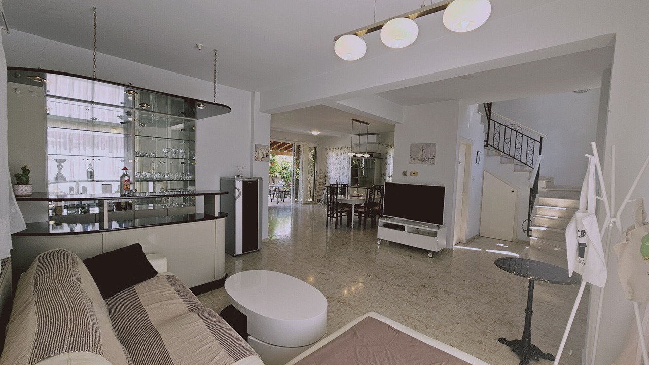 Photo of Livingroom in Oroklini