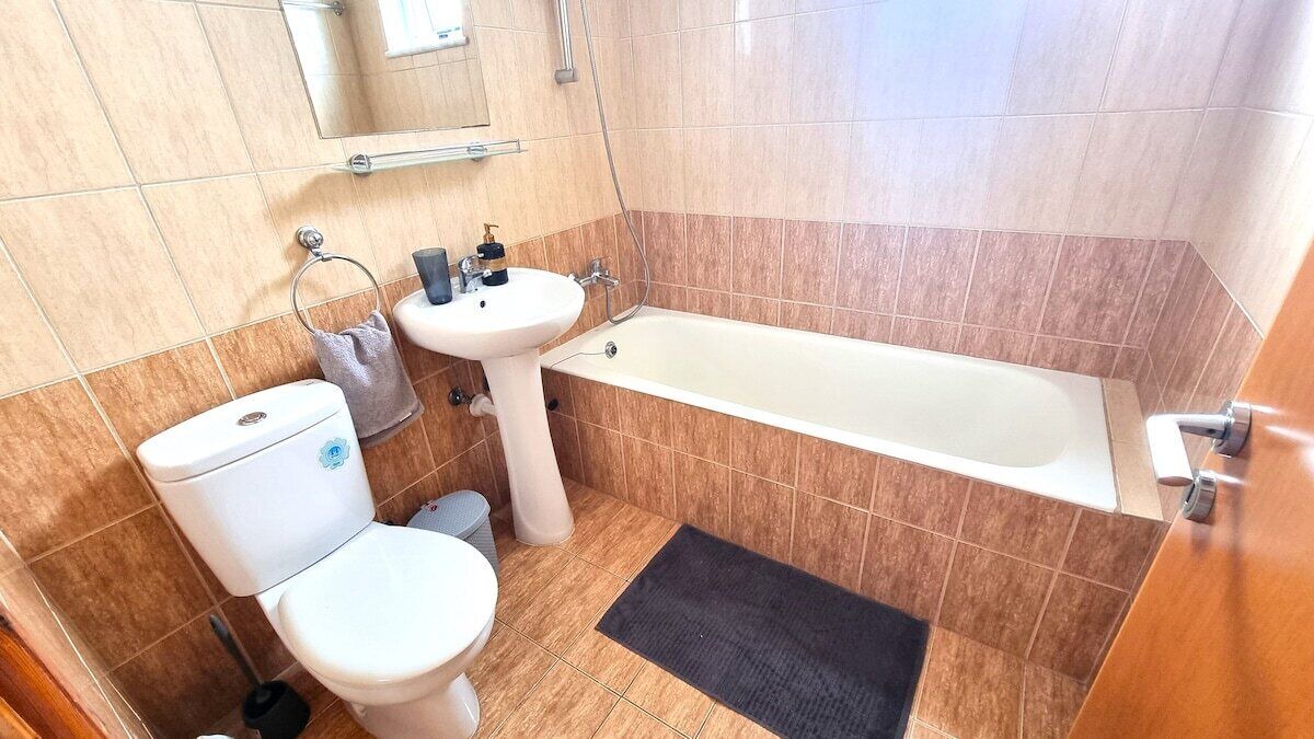 Photo of Bathroom in Skala